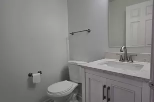 2675 Tiffany St, Aurora, IL 60503 - Photo 10