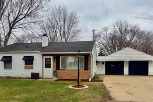 1420 Seminole Dr, Ottawa, IL 61350 - Photo 1