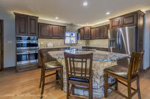 411 Meadow Ln, Hinckley, IL 60520 - Photo 10