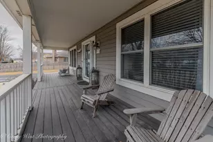 411 Meadow Ln, Hinckley, IL 60520 - Photo 4