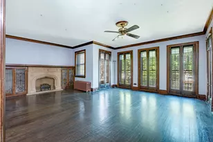 7047 N 26th Pkwy, Berwyn, IL 60402 - Photo 2