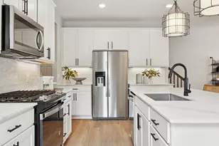 2185 Ryegrass Ln, Bolingbrook, IL 60490 - Photo 6