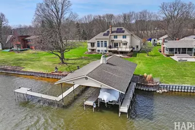 202 Country Club Drive, McHenry, IL 60050 - Photo 2