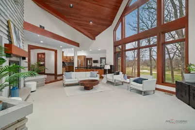 132 N Wynstone Drive, North Barrington, IL 60010 - Photo 10