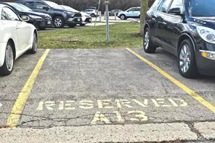 1018 Castilian Ct, Glenview, IL 60025 - Photo 24