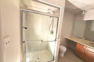 1018 Castilian Ct, Glenview, IL 60025 - Photo 12