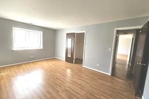 1018 Castilian Ct, Glenview, IL 60025 - Photo 10