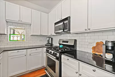 2342 W Bloomingdale Avenue #208, Chicago, IL 60647 - Photo 10