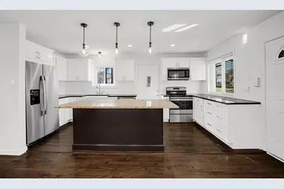 1S141 Eliot Lane, Villa Park, IL 60181 - Photo 4