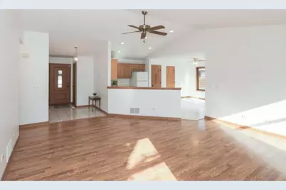 3502 Ridge Road, Island Lake, IL 60042 - Photo 14