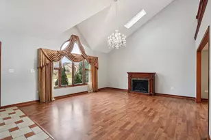 9024 Witham Ln, Woodridge, IL 60517 - Photo 6