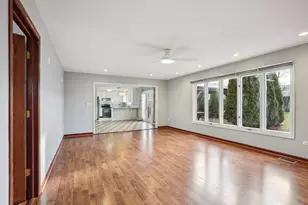 9024 Witham Ln, Woodridge, IL 60517 - Photo 14