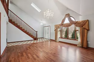 9024 Witham Ln, Woodridge, IL 60517 - Photo 4