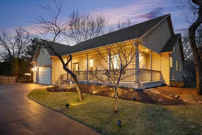 8690 Shade Tree Circle, Lakewood, IL 60014 - Photo 4