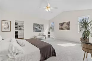 8690 Shade Tree Cir, Lakewood, IL 60014 - Photo 26