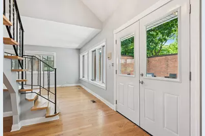 2 Croydon On Duxbury Street, Rolling Meadows, IL 60008 - Photo 4