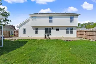 401 Crestview Dr, Monticello, IL 61856 - Photo 32