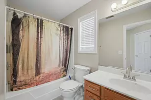 401 Crestview Dr, Monticello, IL 61856 - Photo 24