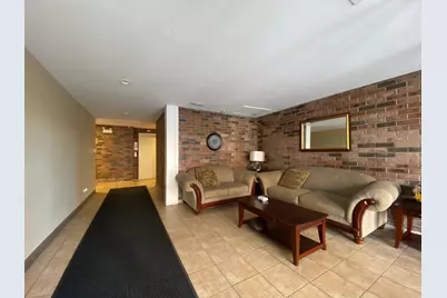 9375 Landings Lane #504, Des Plaines, IL 60016 - Photo 2