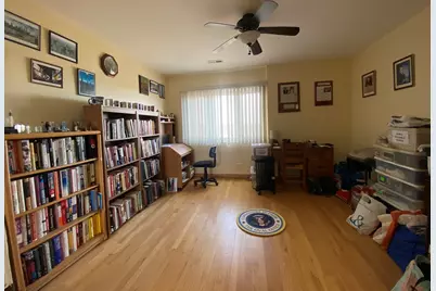 9375 Landings Lane #504, Des Plaines, IL 60016 - Photo 16