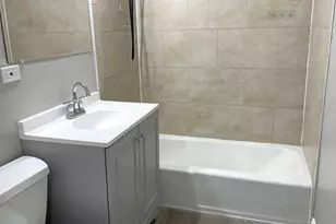 8635 S 84th Ct, Hickory Hills, IL 60457 - Photo 10