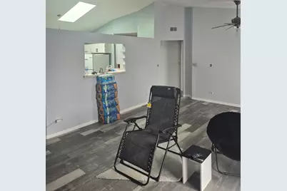 1721 Chesapeake Lane #2, Schaumburg, IL 60193 - Photo 4