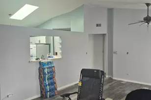 1721 Chesapeake Ln, Schaumburg, IL 60193 - Photo 4