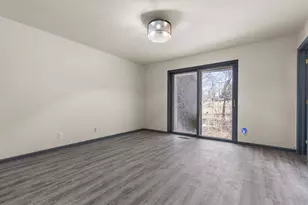 7010 Prairie Hill Rd, South Beloit, IL 61080 - Photo 12