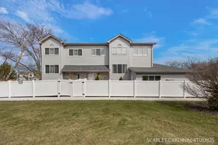 291 Park Ridge Ln, Aurora, IL 60504 - Photo 1