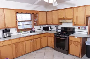 13175 W Blanchard Rd, Waukegan, IL 60087 - Photo 6