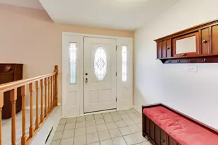 3108 Mary Kay Ln, Glenview, IL 60026 - Photo 4