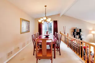 3108 Mary Kay Ln, Glenview, IL 60026 - Photo 8