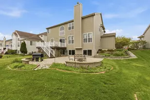 2915 Kelly Dr, Elgin, IL 60124 - Photo 28