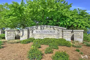 2915 Kelly Dr, Elgin, IL 60124 - Photo 34