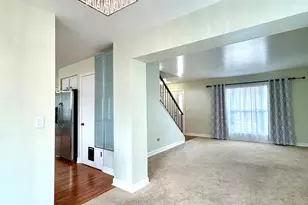 665 Lakewood Farms Dr, Bolingbrook, IL 60490 - Photo 10