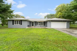 2900 E Spruce Dr, Crete, IL 60417 - Photo 1