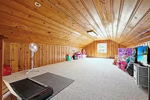 510 W Dewey St, Freeport, IL 61032 - Photo 10