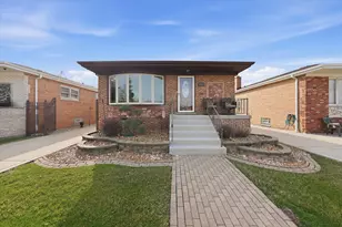 11648 S Ave J, Chicago, IL 60617 - Photo 2