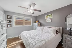 11648 S Ave J, Chicago, IL 60617 - Photo 16