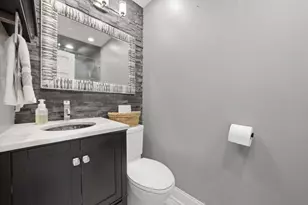 11648 S Ave J, Chicago, IL 60617 - Photo 38