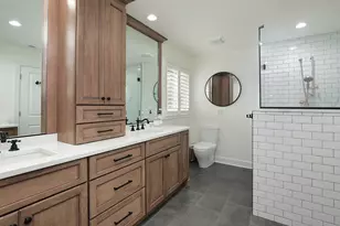 890 Mountain Dr, Deerfield, IL 60015 - Photo 14