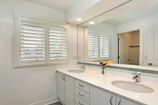 890 Mountain Dr, Deerfield, IL 60015 - Photo 16