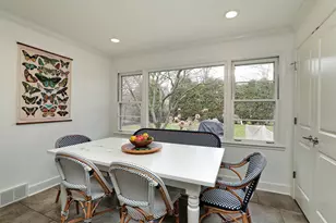 890 Mountain Dr, Deerfield, IL 60015 - Photo 8