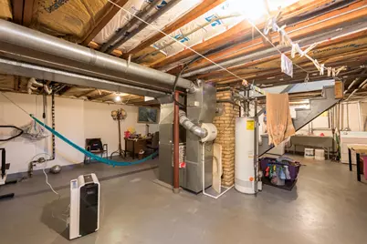 905 Glenwood Avenue, Waukegan, IL 60085 - Photo 16