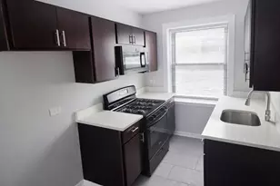 2125 E 67th St, Chicago, IL 60649 - Photo 2