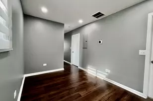 [Address not provided], Evergreen Park, IL 60805 - Photo 10