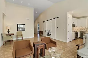 40442 N S Newport Dr, Antioch, IL 60002 - Photo 8