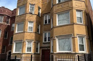 7951 S Burnham Ave, Chicago, IL 60617 - Photo 2
