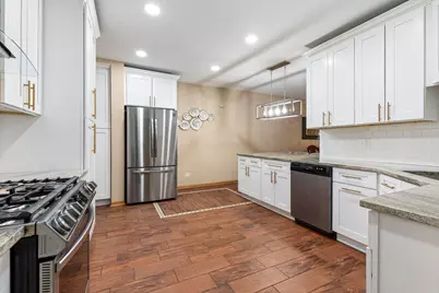 10936 Jodan Drive, Oak Lawn, IL 60453 - Photo 8