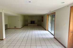 [Address not provided], Wheaton, IL 60187 - Photo 8